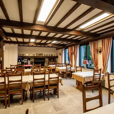 Le Vieux Moulin Hotel 2*